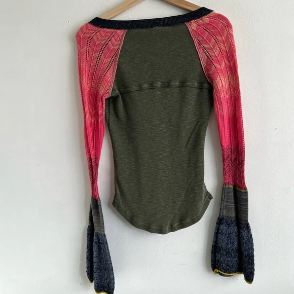 Women's We The Free Top Size S Green Long Sleeve - Picture 2 of 4